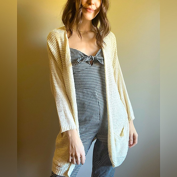 H&M Sweaters - H&M Cream Knit Sweater